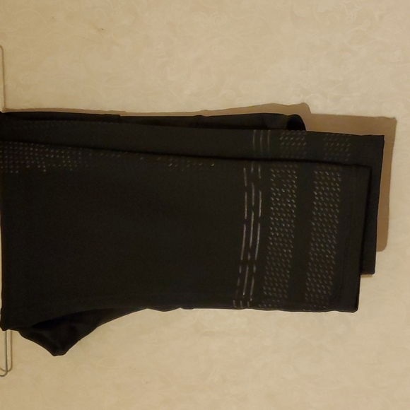 Workout capri - Picture 3 of 3